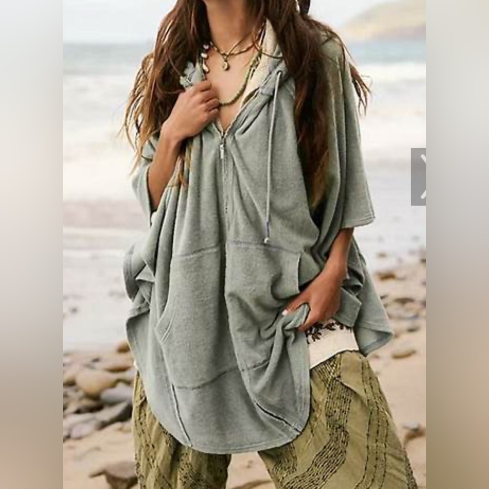 NWT Free People- We the Free Beach Love Poncho, size small